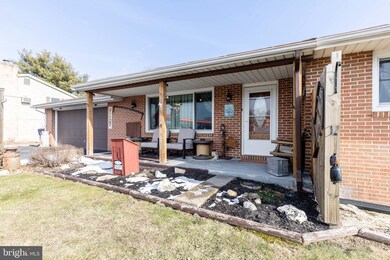 68 Hade Rd, Saint Thomas, PA 17252 - photo 3