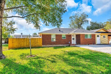3946 Faulkner St, Houston, TX 77021 - photo 2