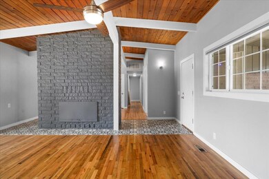 204 Kings Way, Central Point, OR 97502 - photo 6