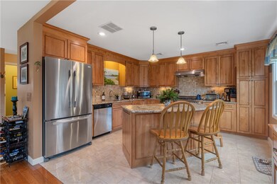 96 Tidewater Dr, Warwick, RI 02889 - photo 7