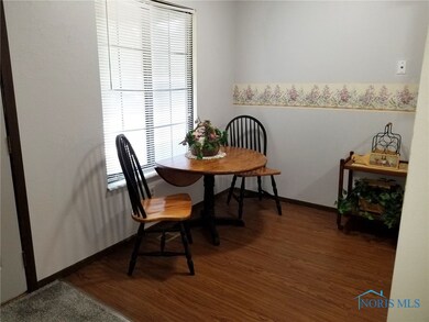 EATING AREA