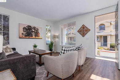 411 Canyon Ct, Vallejo, CA 94591 - photo 3