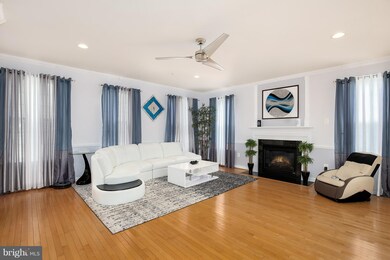 23144 Timber Creek Ln, Clarksburg, MD 20871 - photo 6