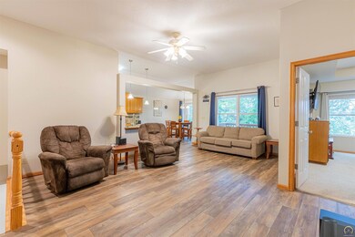 1110 SW Red Oaks Ct, Topeka, KS 66615 - photo 6