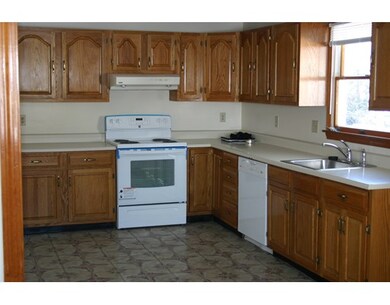 4 Thistle Rd unit A, Saugus, MA 01906 - photo 4