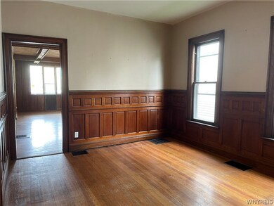 933 Tifft St, Buffalo, NY 14220 - photo 4