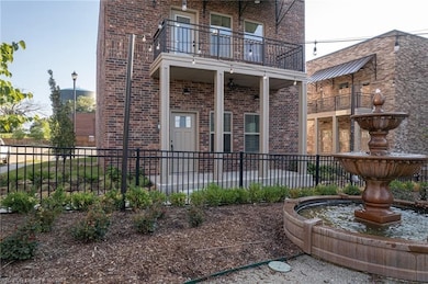 9203 R A Young Jr Dr, Barling, AR 72923 - photo 2