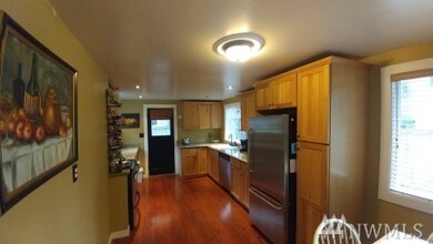 10127 238th St SW, Edmonds, WA 98020 - photo 4