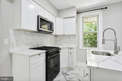 161 W Jefferson St, Paulsboro, NJ 08066 - photo 7