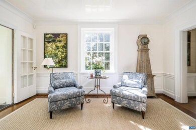 921 Rugby Rd, Charlottesville, VA 22903 - photo 5