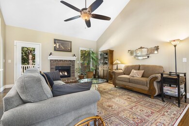 1401 Stoneycreek Cir, Branson West, MO 65737 - photo 7