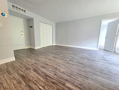 Plaza of the Americas unit 324, Sunny Isles Beach, FL 33160 - photo 4