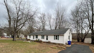 34-36 Hadley Rd, Sunderland, MA 01375 - photo 2