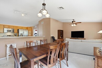 10240 E Juniper Basin Ln, Tucson, AZ 85748 - photo 4