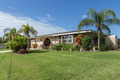 868 Daytona Dr-19