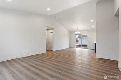 202 N Sandy Loop, Moses Lake, WA 98837 - photo 2