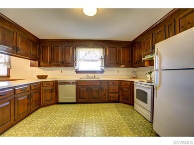 7231 Old Roxbury Rd unit F, Quinton, VA 23141 - photo 7