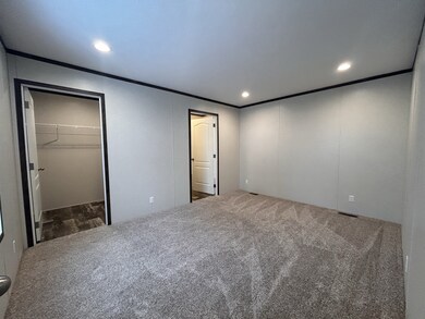 2481 Pajot Rd unit 58, Kawkawlin, MI 48631 - photo 5