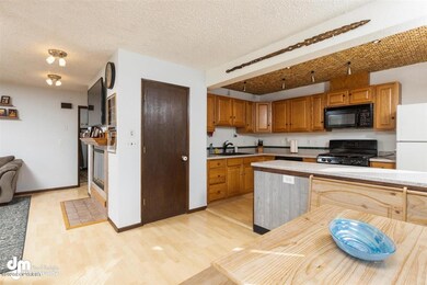 06-Dining Area 20200527-DW-9993