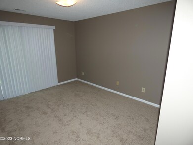 134 Marlene Dr, Jacksonville, NC 28546 - photo 5