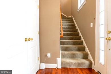 13934 Greendale Dr unit 26, Woodbridge, VA 22191 - photo 5