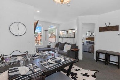 Dining/Living