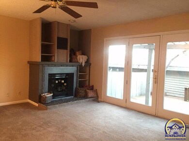 3434 SW Arrowhead Rd, Topeka, KS 66614 - photo 2