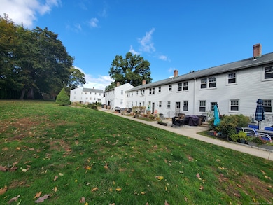 421 Sylvan Knoll Rd, Stamford, CT 06902 - photo 7