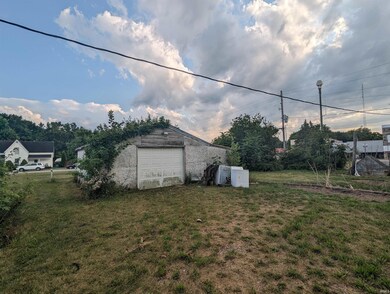 107 S Poplar, Amboy, IN 46911 - photo 3