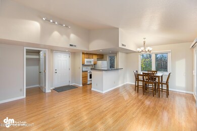 07-Kitchen_Dining_IMG_2911_SSW