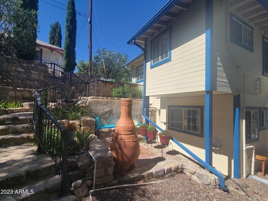 301 Curve Str
