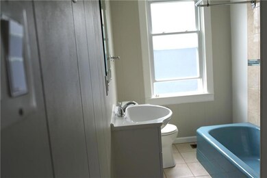 2146 W Washington St, Allentown, PA 18104 - photo 7