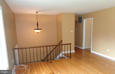 9299 Windsor Dr, La Plata, MD 20646 - photo 6