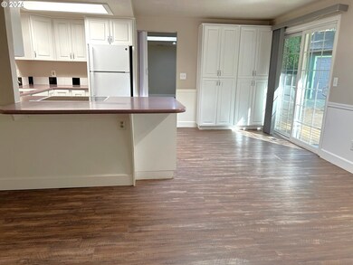 5170 Lakeview Blvd, Lake Oswego, OR 97035 - photo 5