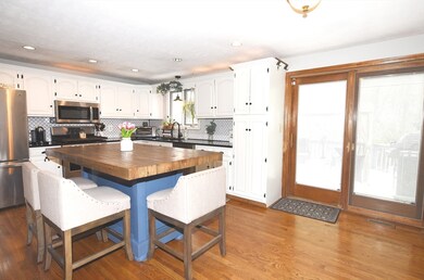 602 Winter St, Hanson, MA 02341 - photo 4