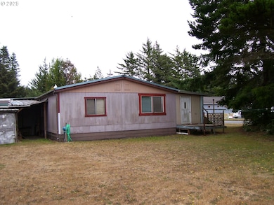 870 11th St SE, Bandon, OR 97411 - photo 3