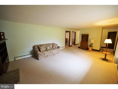 4175 Sunnyside Dr, Doylestown, PA 18902 - photo 5
