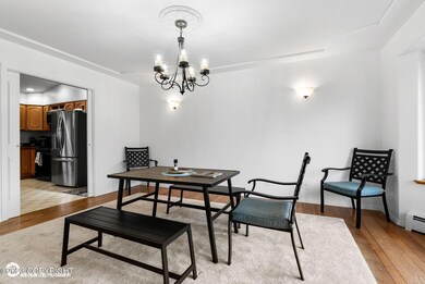 Dining_2