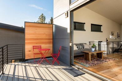 931 NW Roanoke Ave, Bend, OR 97703 - photo 3