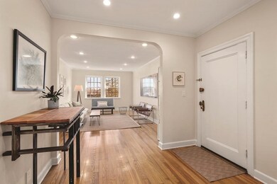 1492 Beacon St unit 6, Brookline, MA 02446 - photo 5