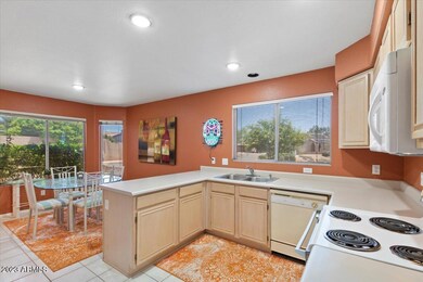 08-Kitchen