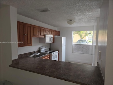 8012 SW 21st Ct unit 8012, Miramar, FL 33025 - photo 2