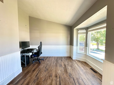 1046 Cedarwood Rd, Tooele, UT 84074 - photo 3