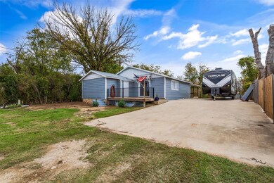 2537 Shoreline Ct, Weatherford, TX 76087 - photo 2