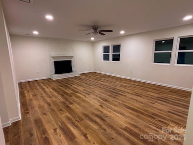 174 Birchwood Rd unit 24, Statesville, NC 28625 - photo 5