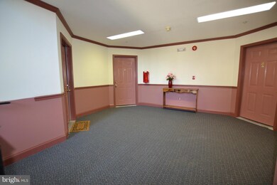 3800 Sunnyfield Ct unit 2B, Hampstead, MD 21074 - photo 2