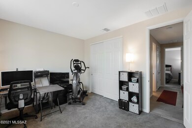 8753 N Big Ben Ln, Tucson, AZ 85742 - photo 5