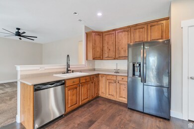 1421 S Dragonfly Dr, Lehi, UT 84043 - photo 7