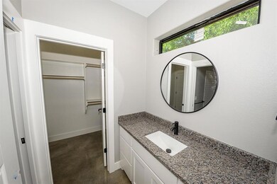 305 E Hull St, Denison, TX 75021 - photo 7