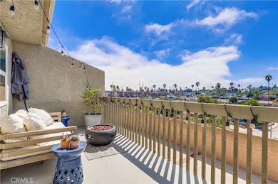 609 Meyer Ln unit 11, Redondo Beach, CA 90278 - photo 4